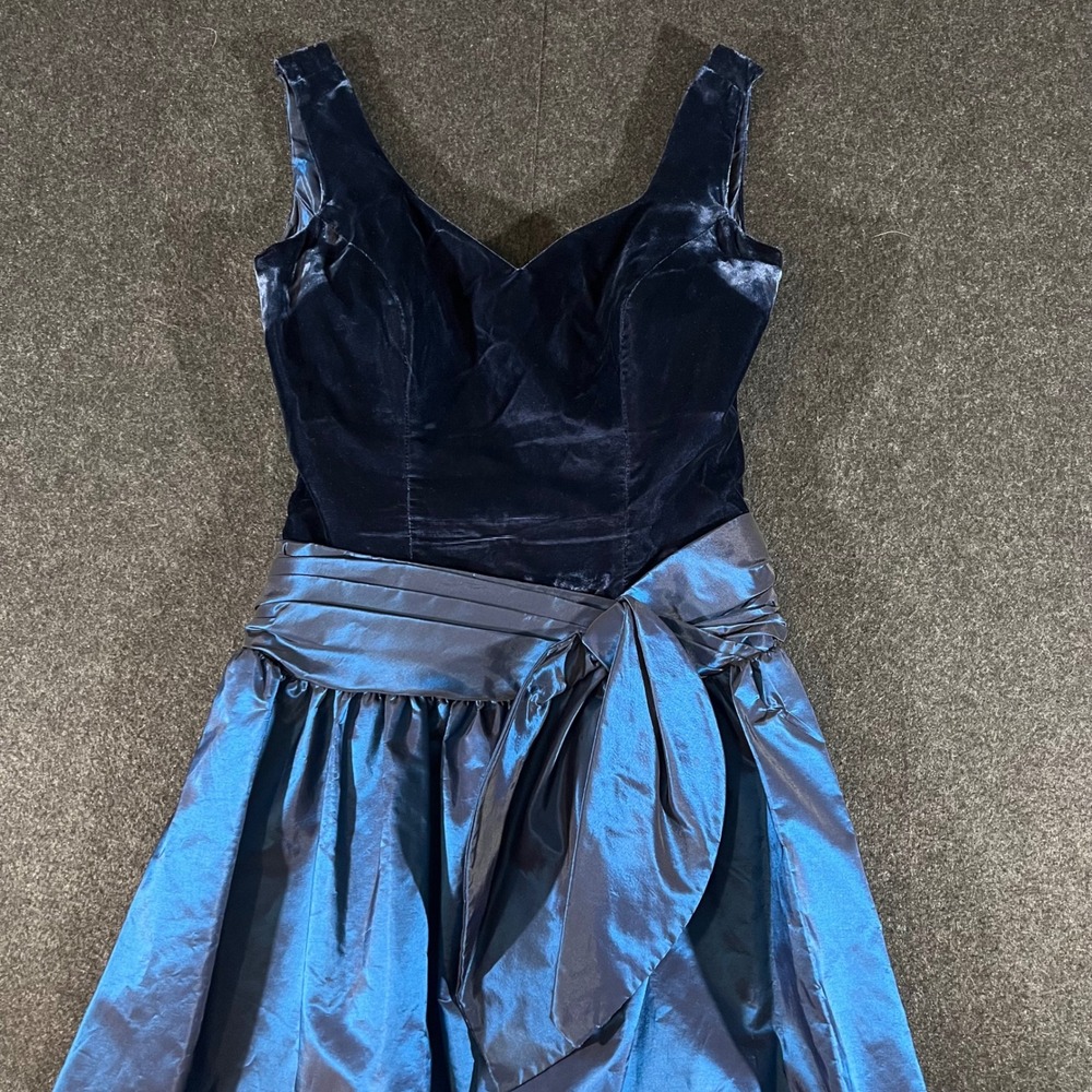 Alfred Angelo Velvet Taffeta Dress Womens 4 Blue Vintage 90s Evening Gown